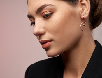 Sevgiliye Takı Hediye Rehberi: Tarza Göre Seçim